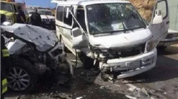 إصابة 6 أفراد في حادث overturn حافلة صغيرة على الطريق الإقليمي