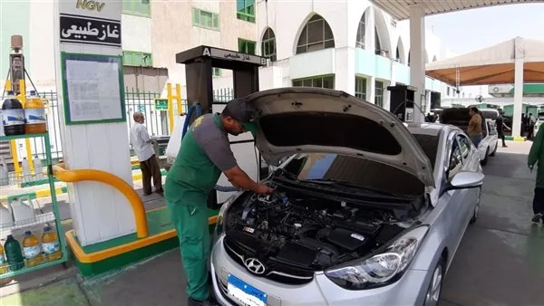 مصر للطاقة الغازية: تشغيل 607 محطة لتزويد المركبات بالغاز في 2024، والانتهاء من 9 أخرى قريباً. مصر للطاقة الغازية: تشغيل 607 محطة لتزويد المركبات بالغاز في 2024، والانتهاء من 9 أخرى قريباً.