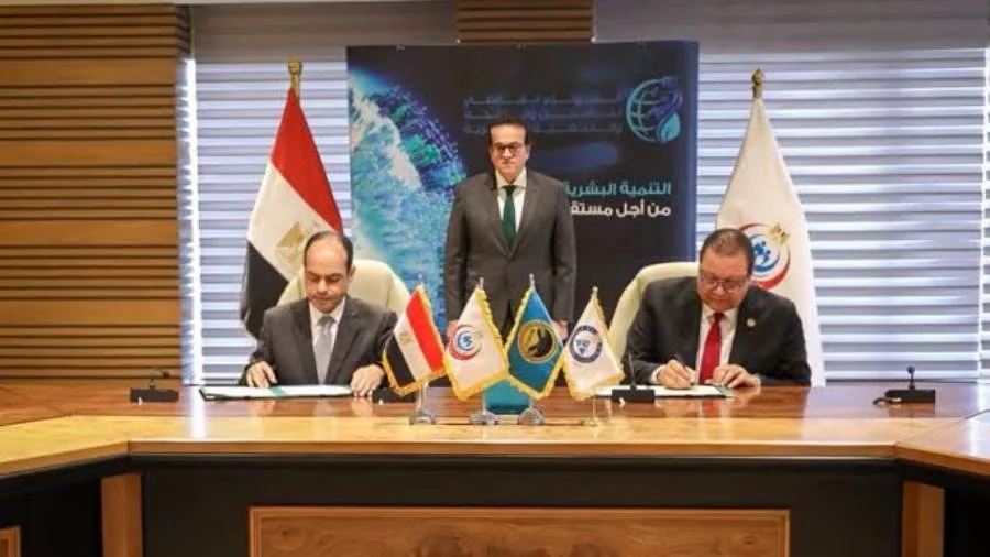وزير الصحة يشارك في توقيع اتفاقية بين المجلسين “الصحي المصري” و”الأعلى لأخلاقيات الأبحاث السريرية” وزير الصحة يشارك في توقيع اتفاقية بين المجلسين “الصحي المصري” و”الأعلى لأخلاقيات الأبحاث السريرية”