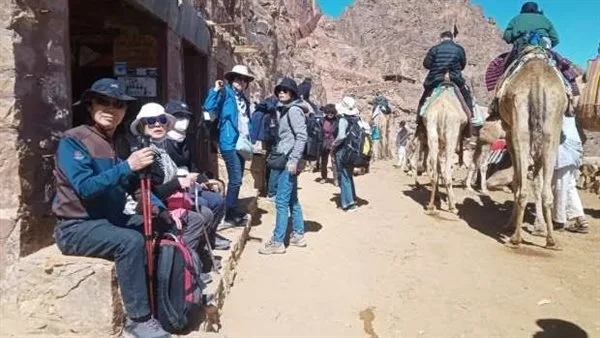 308 زائرين يتوافدون إلى المعالم الدينية في مدينة سانت كاترين 308 زائرين يتوافدون إلى المعالم الدينية في مدينة سانت كاترين