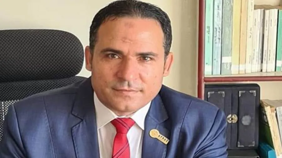 ألواح الشفاه عند نساء قبيلة مرسي: “التوازن بين الهوية الثقافية والتحديات الحديثة” ألواح الشفاه عند نساء قبيلة مرسي: “التوازن بين الهوية الثقافية والتحديات الحديثة”