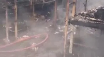 ماس كهربائي يتسبب في حريق حظيرة دواجن في المنيا.. نفوق 2000 فرخ وتدمير طن من العلف