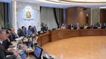 اجتماع الحكومة الأسبوعي لبحث مجموعة من القضايا.