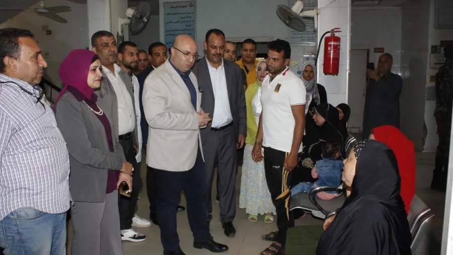محافظ بني سويف يزور وحدة دشطوط الصحية لمتابعة سير العمل وجودة الخدمات المقدمة للمواطنين محافظ بني سويف يزور وحدة دشطوط الصحية لمتابعة سير العمل وجودة الخدمات المقدمة للمواطنين