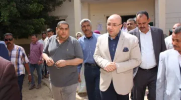 محافظ بني سويف يُرسل إدارة وإشراف مدرستي دشطوط للبنين الإعدادي والثانوي للتحقيق