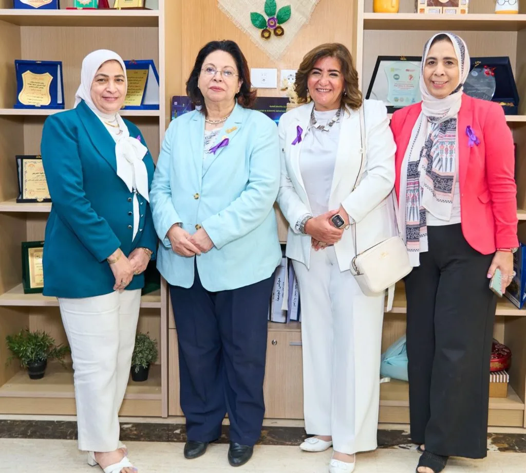 بنك قناة السويس يشارك في احتفال اليوم العالمي للمرأة في جامعة الجلالة