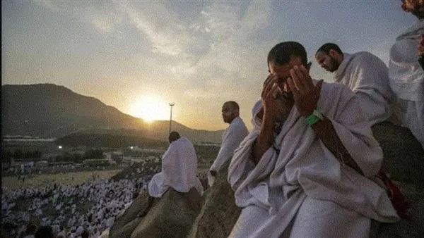 أفضل الأنشطة للاستفادة من العشر الأواخر من ذي الحجة 1446هـ: دليلك لتحقيق الخير من المنزل أفضل الأنشطة للاستفادة من العشر الأواخر من ذي الحجة 1446هـ: دليلك لتحقيق الخير من المنزل