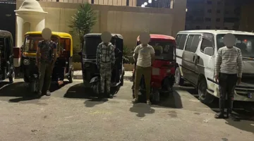 اعتقال قائد ميكروباص وأربعة سائقين من توك توك بسبب قيامهم بحركات استعراضية في الإسكندرية