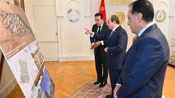 الرئيس السيسي يكلف الحكومة ببحث إدخال الذكاء الاصطناعي كموضوع إلزامي في المناهج الدراسية. الرئيس السيسي يكلف الحكومة ببحث إدخال الذكاء الاصطناعي كموضوع إلزامي في المناهج الدراسية.