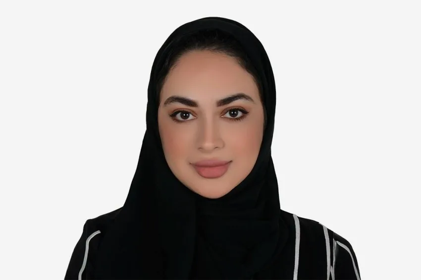 حمّادي، المديرة لقسم التسويق والمبيعات في شركة رد بلانيت. حمّادي، المديرة لقسم التسويق والمبيعات في شركة رد بلانيت.