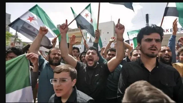 الهجرة الدولية: التحديات الاقتصادية والبطالة تعيق عودة السوريين إلى وطنهم الهجرة الدولية: التحديات الاقتصادية والبطالة تعيق عودة السوريين إلى وطنهم