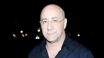 الشاعر بهاء الدين محمد يجري عملية جراحية دقيقة ويطمئن متابعيه بشأن صحته.