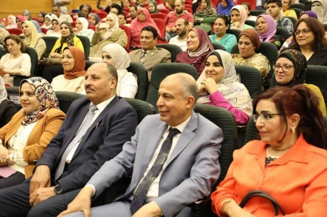 تحت عنوان “من أجل طفل واعٍ… نحو مستقبل مشرق” محافظ المنيا يطلق مبادرة مجتمعية لتعزيز الوعي وحماية الشباب. تحت عنوان “من أجل طفل واعٍ… نحو مستقبل مشرق” محافظ المنيا يطلق مبادرة مجتمعية لتعزيز الوعي وحماية الشباب.