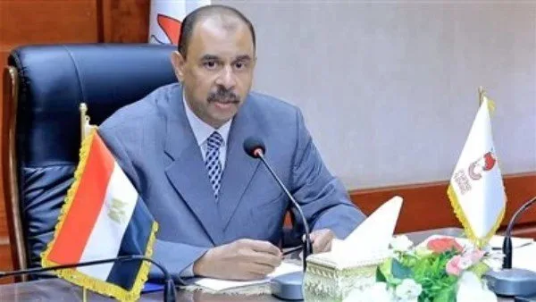 محافظ سوهاج يحيل حادثة المخالفات المتعلقة ببيع أراضٍ مملوكة للدولة إلى النيابة العامة. محافظ سوهاج يحيل حادثة المخالفات المتعلقة ببيع أراضٍ مملوكة للدولة إلى النيابة العامة.