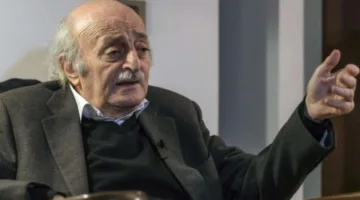 جنبلاط: إلغاء العقوبات على سوريا سيكون له تأثير إيجابي على المنطقة وعلينا السعي نحو “لبنان جديد”، وعندما تت reconciliates العرب مع إسرائيل، سيتجلى دورنا.