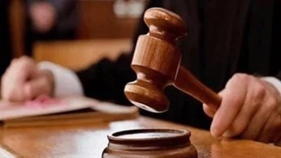 تأجيل محاكمة بائع فاكهة متهم بقتل شخص نتيجة نزاعات مالية في القليوبية تأجيل محاكمة بائع فاكهة متهم بقتل شخص نتيجة نزاعات مالية في القليوبية
