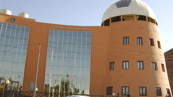 الهيئة الكروية السودانية: الحديث عن انضمامنا للدوري المصري ما زال مبكراً، ولم نتلق أي رسائل رسمية. الهيئة الكروية السودانية: الحديث عن انضمامنا للدوري المصري ما زال مبكراً، ولم نتلق أي رسائل رسمية.