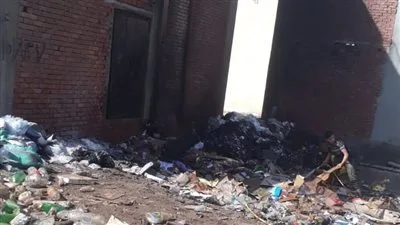 انفجار قطعة من مخلفات الحرب في مستودع للحديد الخردة بالدقهلية يؤدي لمصرع ثلاثة أشخاص وإصابة ثلاثة آخرين انفجار قطعة من مخلفات الحرب في مستودع للحديد الخردة بالدقهلية يؤدي لمصرع ثلاثة أشخاص وإصابة ثلاثة آخرين
