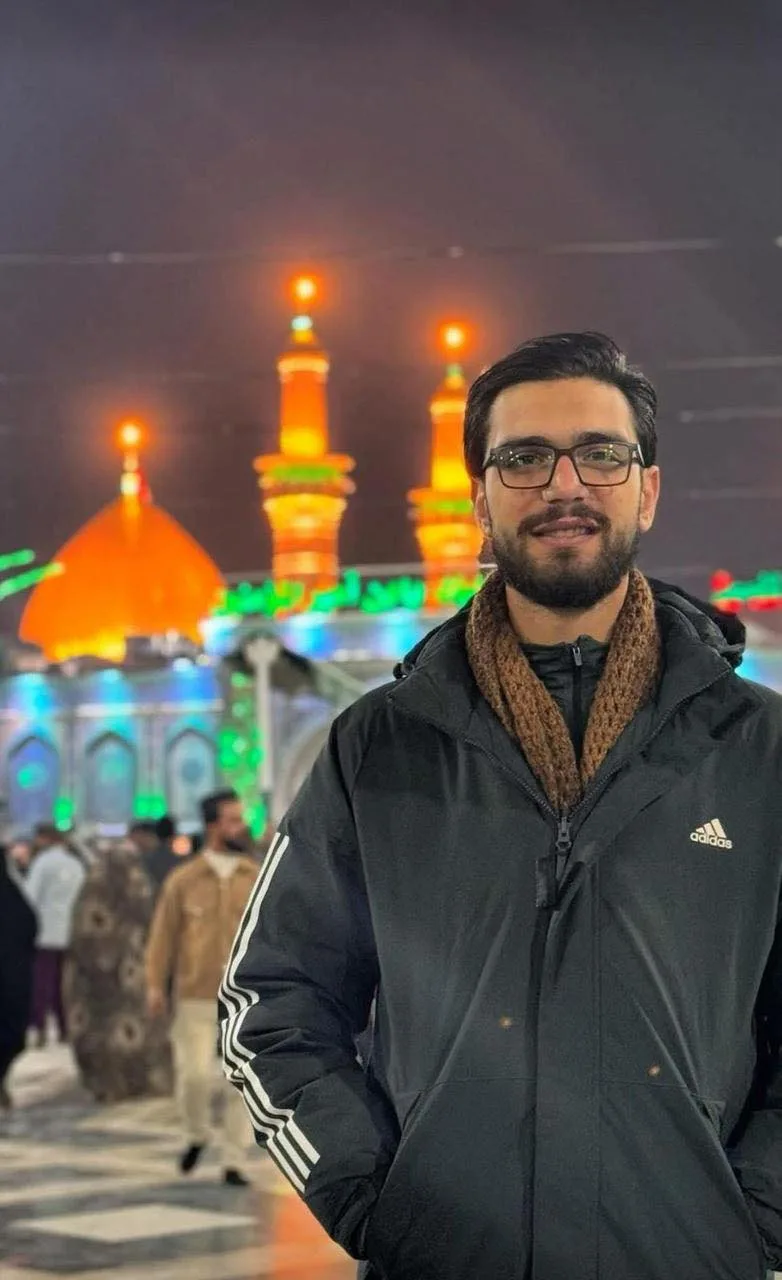 بتهمة الاتصال بالموساد.. توجيه اتهامات لمنشد “حزب الله” (صورة)