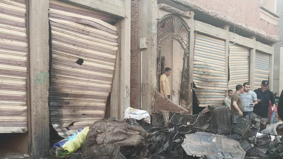 تفاصيل وفاة وإصابة 6 أفراد جراء انفجار جسم متفجر من مخلفات الحرب في مستودع خردة بالدقهلية تفاصيل وفاة وإصابة 6 أفراد جراء انفجار جسم متفجر من مخلفات الحرب في مستودع خردة بالدقهلية