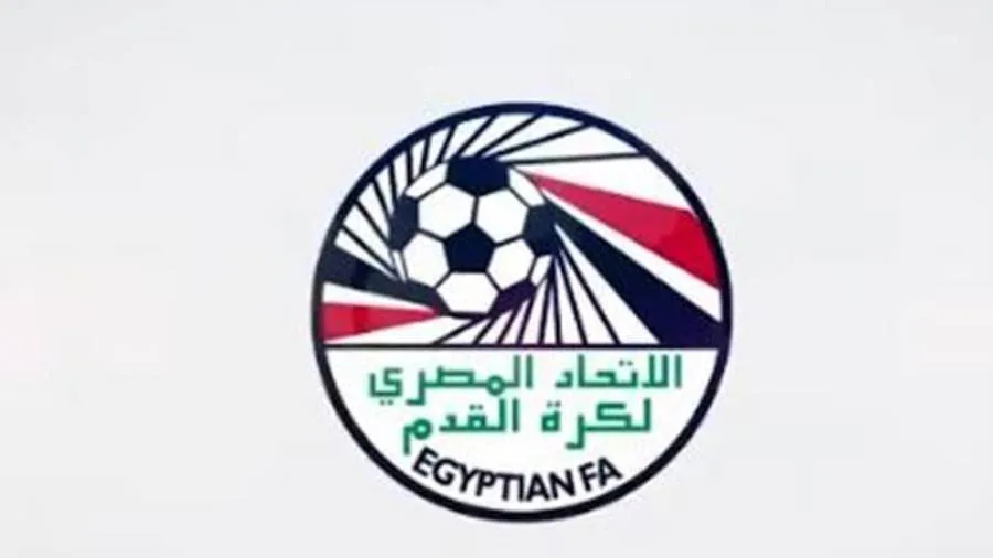 الاتحاد الكروي يوجه رسائل للأندية حول تراخيص العمل للاعبين والمدربين من خارج البلاد الاتحاد الكروي يوجه رسائل للأندية حول تراخيص العمل للاعبين والمدربين من خارج البلاد