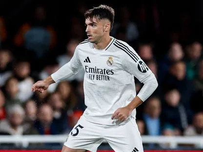 فتح تحقيق مع أسينسيو لاعب ريال مدريد بسبب مقطع فيديو غير لائق مع قاصر فتح تحقيق مع أسينسيو لاعب ريال مدريد بسبب مقطع فيديو غير لائق مع قاصر