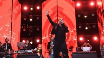ليس أنا العريس يا أصدقاء.. أحمد سعد يلهب حفل الزفاف بتفاعله مع المدعوين (فيديو)
