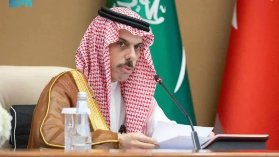 وزير الخارجية: زيارة الرئيس الأمريكي للسعودية تبرز أهمية خاصة وتعكس التزام البلدين بتعزيز التعاون لتحقيق الأهداف المشتركة. وزير الخارجية: زيارة الرئيس الأمريكي للسعودية تبرز أهمية خاصة وتعكس التزام البلدين بتعزيز التعاون لتحقيق الأهداف المشتركة.