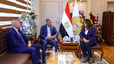 وزيرا السياحة والآثار والتنمية المحلية يبحثان آلية محددة لجمع الرسوم من المنشآت الفندقية والسياحية