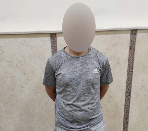 إلقاء القبض على بائع اعتدى على طالبة أجنبية في الدرب الأحمر إلقاء القبض على بائع اعتدى على طالبة أجنبية في الدرب الأحمر