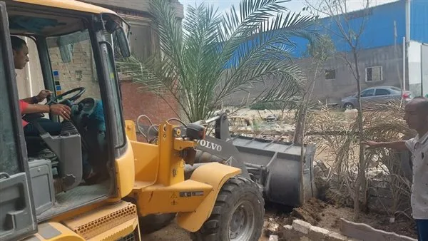 إزالة سياج غير قانوني يعوق المرور في قرية أبيس العاشرة بالإسكندرية إزالة سياج غير قانوني يعوق المرور في قرية أبيس العاشرة بالإسكندرية