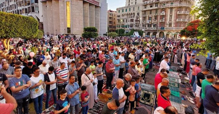 تاريخ يوم عرفة وبداية عيد الأضحى 2025 تاريخ يوم عرفة وبداية عيد الأضحى 2025