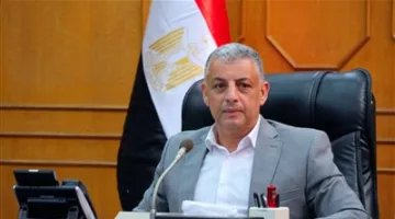 محافظ الإسماعيلية يتولى حملة شاملة لضبط نظام توريد القمح وتحقيق 80% من الاكتفاء الذاتي المستهدف.
