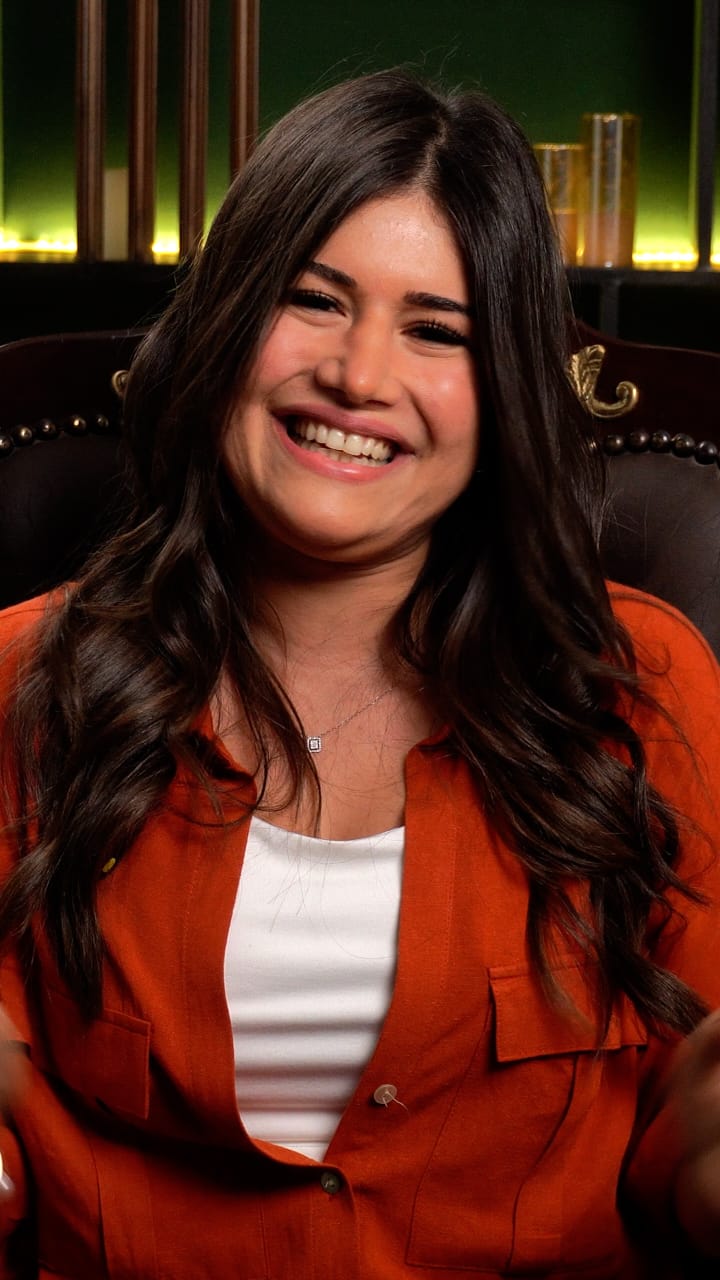 الفنانة ديانا هشام 