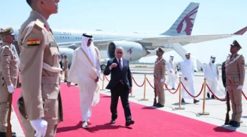 أمير قطر: نعبّر عن امتناننا الكبير لاستضافة العراق للقمة العربية