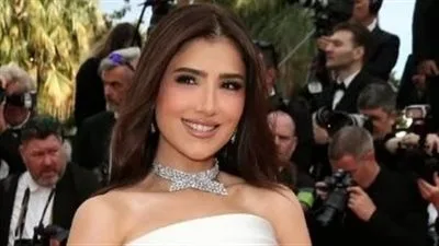 مي عمر تتألق بإطلالة كعروس في مهرجان كان وتشارك بتصريحات مميزة