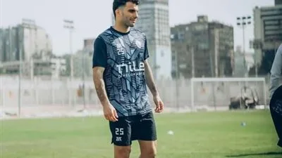 شوبير يحدد تاريخ انضمام أحمد سيد زيزو إلى النادي الأهلي شوبير يحدد تاريخ انضمام أحمد سيد زيزو إلى النادي الأهلي
