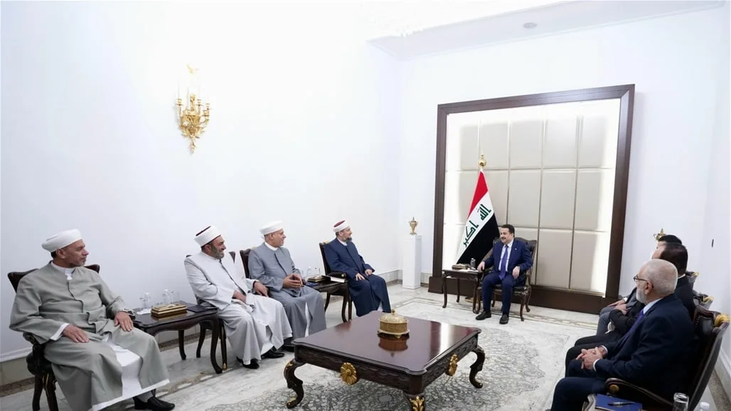 السوداني يبرز دور رجال الدين في توجيه الخطاب