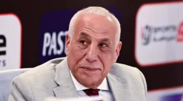 حسين لبيب يعود إلى القاهرة بعد فترة علاجية في فرنسا