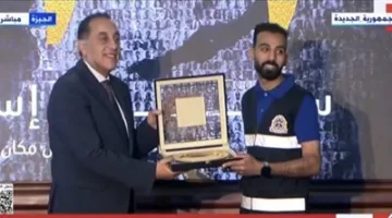 رئيس الوزراء يقدّم تكريمًا لنماذج متميزة من هيئة الإسعاف المصرية