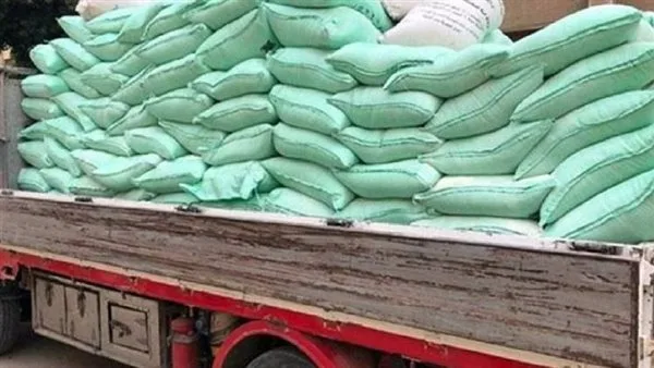 إلقاء القبض على صاحب مخبز استولى على 500 كيلوجرام من الدقيق المدعم في الغربية إلقاء القبض على صاحب مخبز استولى على 500 كيلوجرام من الدقيق المدعم في الغربية
