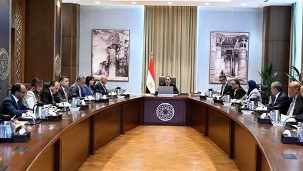 مصطفى مدبولي يناقش تحديات صناعة الحديد والصلب وسبل تحسينه وتطويره