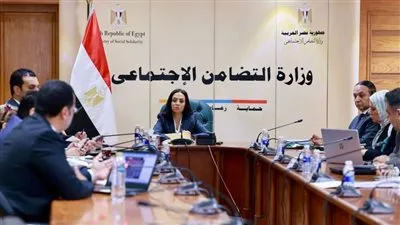 اجتماع وزيرة التضامن مع الإدارة العامة لإدارة الأصول وتنمية الموارد اجتماع وزيرة التضامن مع الإدارة العامة لإدارة الأصول وتنمية الموارد