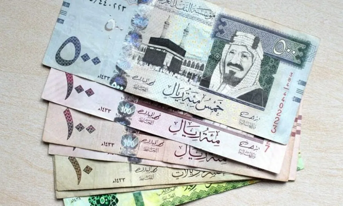 سعر الريال السعودي مقابل الجنيه المصري وبقية العملات العربية اليوم الإثنين 28-11-1446