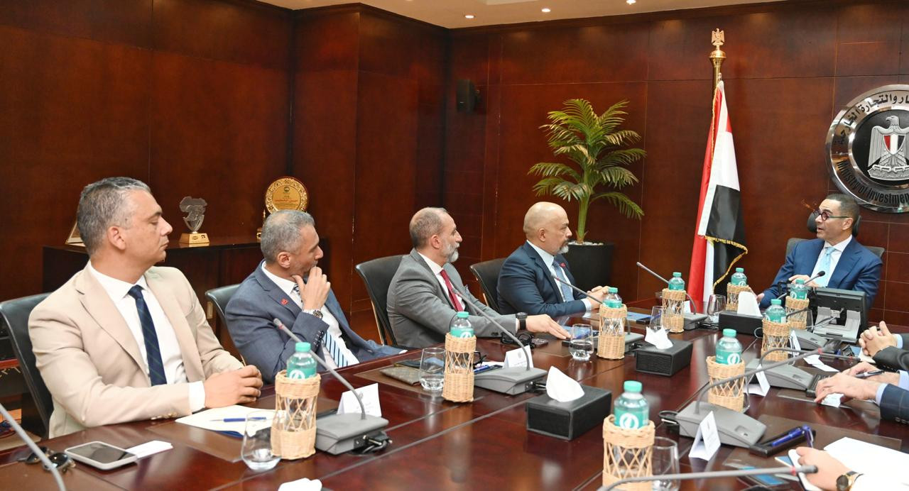 وزير الاستثمار