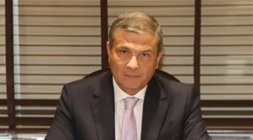 وزير الزراعة يناقش مع رئيس جهاز حماية المنافسة واتحاد الدواجن سُبل تطوير القطاع وزيادة الإنتاج