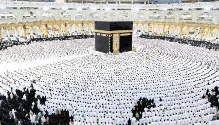 هل يمكن أداء العمرة نيابة عن الآخرين؟.. إجابة أمين الفتوى هل يمكن أداء العمرة نيابة عن الآخرين؟.. إجابة أمين الفتوى