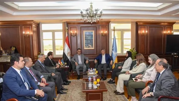 محافظ الإسكندرية يرحب بوزير التموين والمدير التنفيذي لمشروع مستقبل مصر محافظ الإسكندرية يرحب بوزير التموين والمدير التنفيذي لمشروع مستقبل مصر