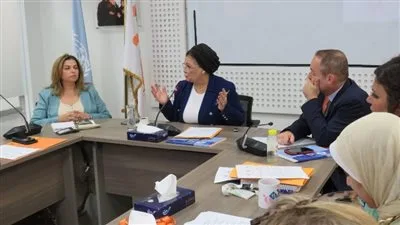 نائب وزير الصحة تُشارك في ندوة حول “الاستثمار في صحة المرأة” وأهمية القابلات في تحسين خدمات الرعاية الصحية في مصر.