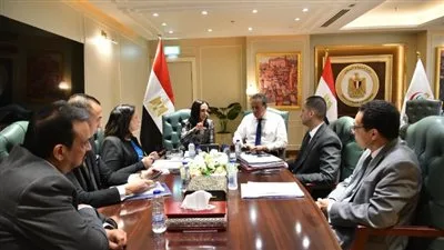 وزير الصحة ووزير التضامن يتباحثان حول خطوات تنفيذ توجيهات الرئيس السيسي لزيادة عدد فصول الحضانات ورياض الأطفال وزير الصحة ووزير التضامن يتباحثان حول خطوات تنفيذ توجيهات الرئيس السيسي لزيادة عدد فصول الحضانات ورياض الأطفال
